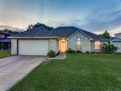 3710 Coral Sands Court Granbury, TX 76049