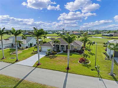 11874 Royal Tee Circle Cape Coral, FL 33991