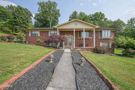 1242 Top Hill Circle Louisville, TN 37777