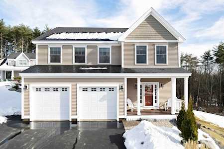 20 Breslin Farm Rd Stratham, NH 03885
