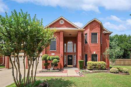 1724 Brook Lane Flower Mound, TX 75028