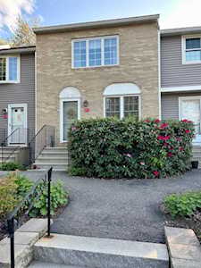 17 Oakwood Circle #5 Goffstown, NH 03045
