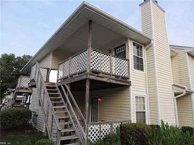 4227 Thalia Station Circle Virginia Beach, VA 23452