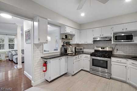 1 Chelsea Cir Raritan Twp., NJ 08822