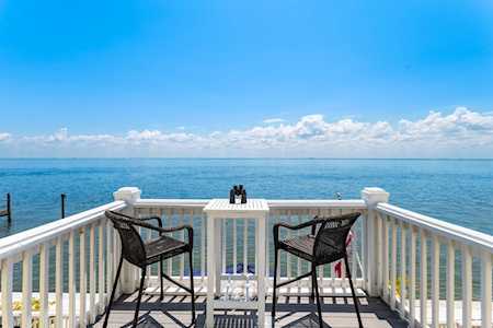 5042 Coquina Key Dr SE St. Petersburg, FL 33705