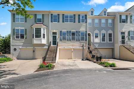 24 Cherry Ct Lafayette Hill, PA 19444