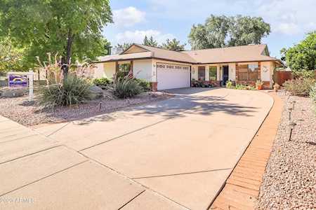 5051 E Salinas Street Phoenix, AZ 85044