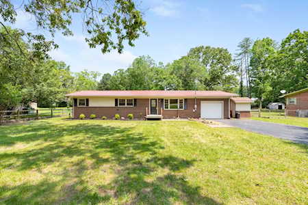 1013 Royal Trl Manchester, TN 37355