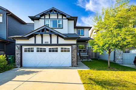 1174 Kingston Crescent SE Airdrie, AB T4A 0E9