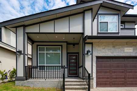 1696 166A Street Surrey, BC V3Z 9X5