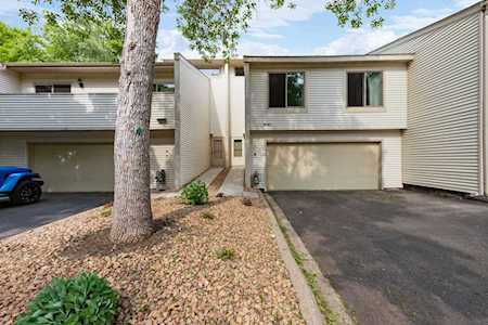 8387 Lower 138th Court Apple Valley, MN 55124