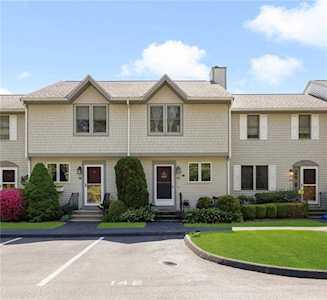 142 Sweet Allen Farm Rd #142 South Kingstown, RI 02879