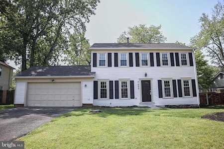 7405 Beverly Manor Dr Annandale, VA 22003
