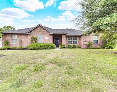 115 Sheri Way Red Oak, TX 75154