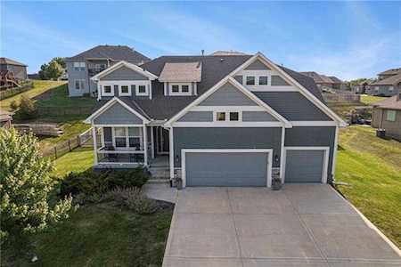 8256 Primrose St De Soto, KS 66018