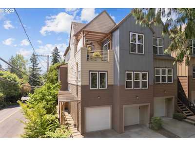 7909 SW 31st AVE #1 Portland, OR 97219