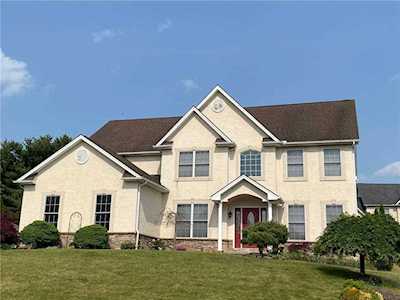 5139 Cassidy Dr Schnecksville, PA 18078