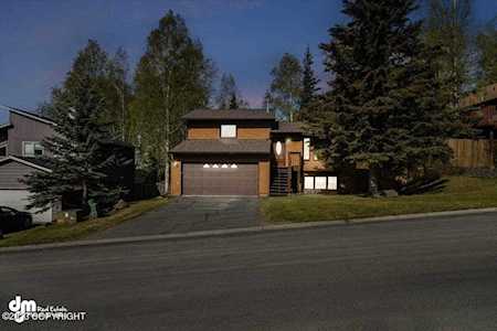 9226 W Parkview Terrace Loop Eagle River, AK 99577