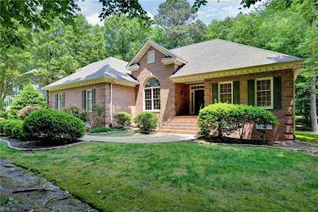 8 Harrop Parrish Ct Williamsburg, VA 23188