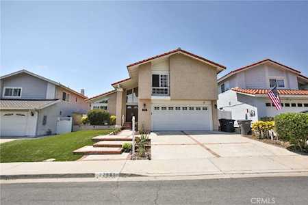 22581 Little Dr Lake Forest, CA 92630