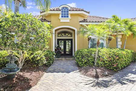 9515 Silverthorn Rd Largo, FL 33777