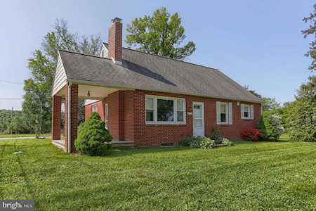 3950 Locust Grove Rd Columbia, PA 17512