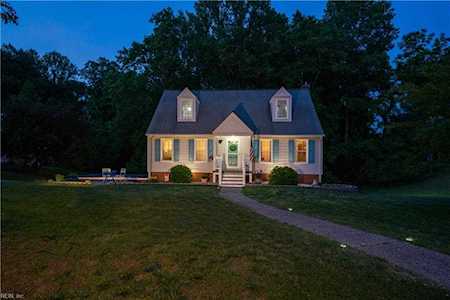 115 Greenway Circle Williamsburg, VA 23188