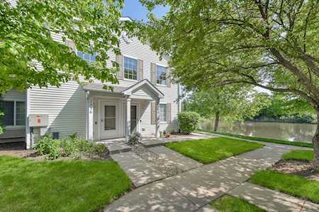 1556 Mcclure Rd #1556 Aurora, IL 60505