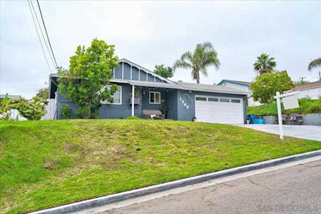 1808 Dartmoor Dr Lemon Grove, CA 91945