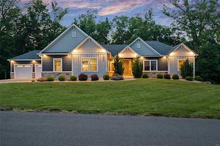 10475 Ponderosa Dr Foristell, MO 63348
