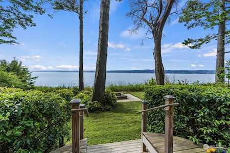 2882 S Camano Dr Camano Island, WA 98282