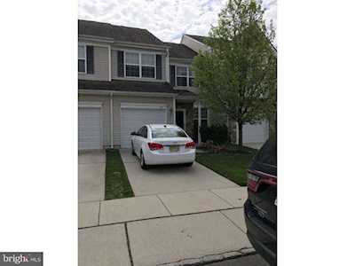 159 Chancellor Dr Deptford, NJ 08096