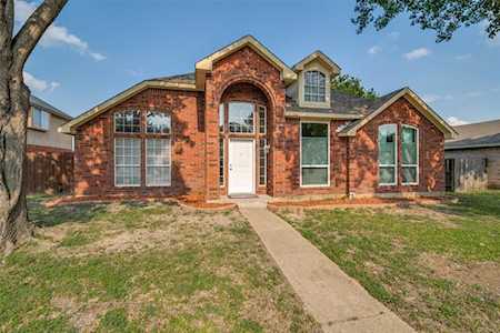 3208 Auburn Drive Rowlett, TX 75088
