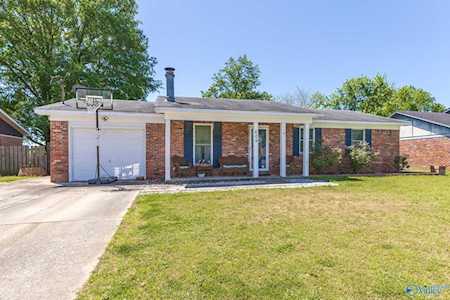 609 SW Plum Drive Decatur, AL 35601