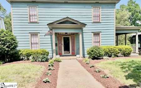556 S Irwin Spartanburg, SC 29306