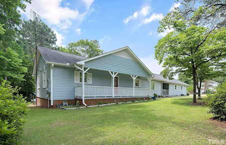 2609 Knightwood Road Fuquay Varina, NC 27526