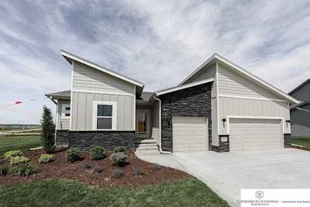 10856 Freeboard Dr Papillion, NE 68046