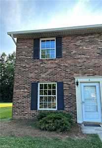 2320 Bay Meadows Court Clemmons, NC 27012