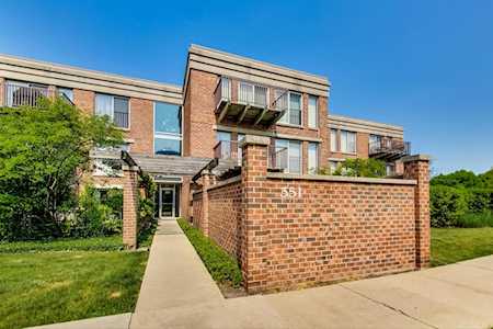 351 Kelburn Rd #213 Deerfield, IL 60015