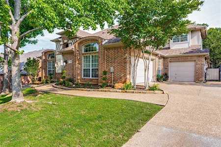 3315 Shadow Wood Circle Highland Village, TX 75077