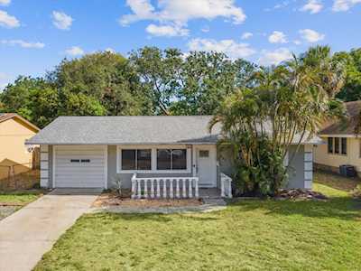 653 37th Ave S St. Petersburg, FL 33705