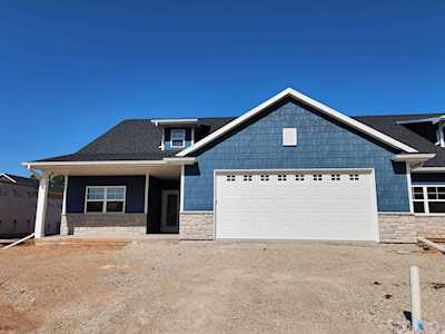 N9063 Southtowne Dr Menasha, Village of Harrison, WI 54952