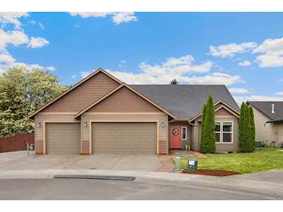 9802 NE 141st CT Vancouver, WA 98682