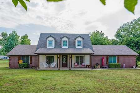 319 E Cedar Dr Tuttle, OK 73089