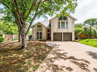 5121 Haydenbend Circle Grapevine, TX 76051