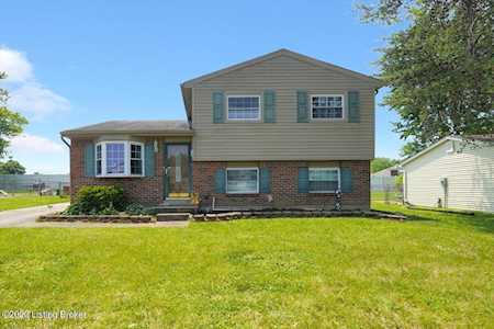 5002 Oldshire Rd Louisville, KY 40229