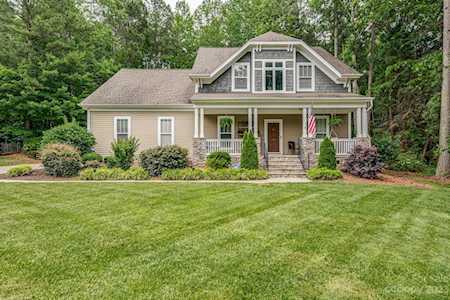 152 Mill Pond Rd Lake Wylie, SC 29710