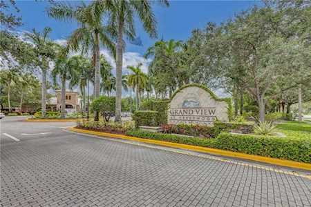 800 Crestwood Ct #820 Royal Palm Beach, FL 33411