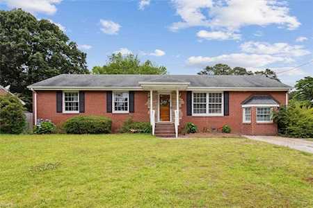 3720 Shannon Rd Portsmouth, VA 23703