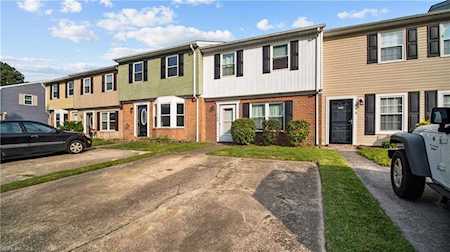 1156 Meadow Sage Ln Virginia Beach, VA 23464
